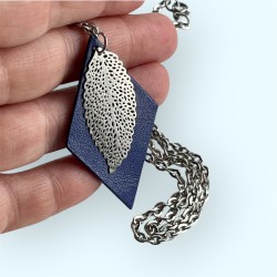 collier cuir bleu parure Juillac
