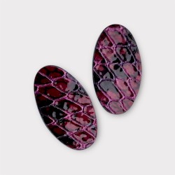 Créoles boucles d'oreilles en cuir mauve vue de face