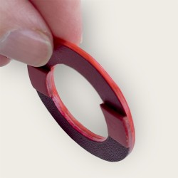 Créoles en cuir rouge ANGY vue de profil