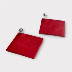 Boucles d'oreilles en cuir rouge NELL vue de dos