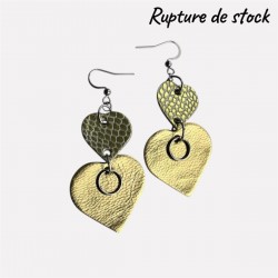 Boucles d'oreilles cœurs en cuir doré avec mention rupture de stock