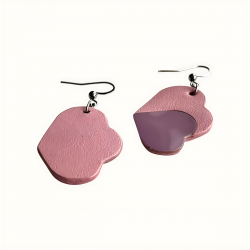 Boucles d'oreilles en cuir rose et mauve vue de dos et de face