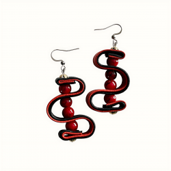 Boucles d'oreilles en cuir rouge et noir en spirales créer à la main en Corrèze