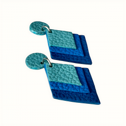 Boucles d'oreilles en cuir aux trois tons de bleus créer en Limousin à Juillac