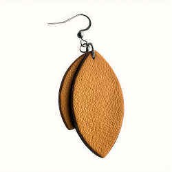 Boucles d'oreilles en cuir jaune moutarde et chocolat vue de dos