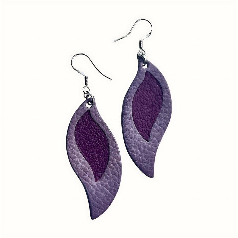 Boucles d'oreilles mauve en cuir