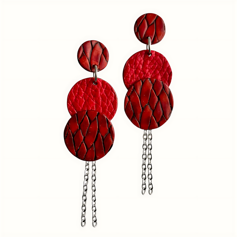 Boucles d'oreilles trois créoles en cuir rouge avec chaînettes en acier inoxydable