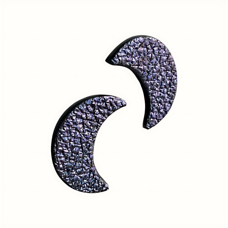Puces d'oreilles en cuir mauve en forme de lune