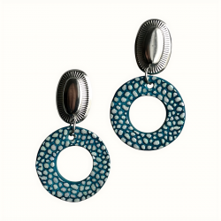 Boucles d'oreilles créoles en cuir bleu tacheté