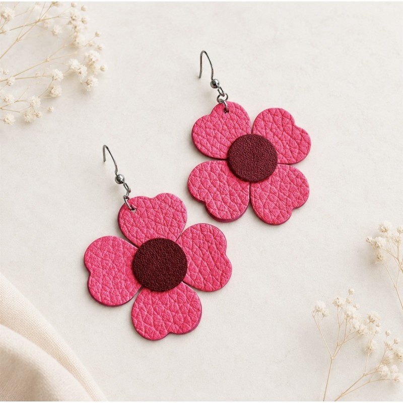 Boucles d'oreilles en cuir rose fleurs