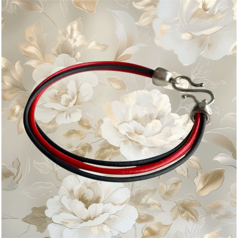 Bracelet en cuir trois brins de cuir rouge et noir